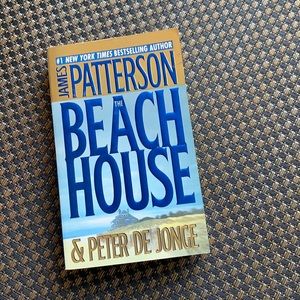 Beach house. James Patterson